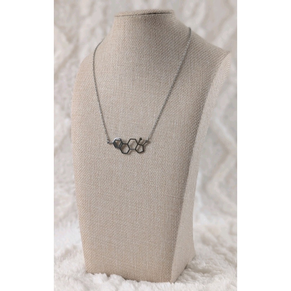 Molecule Necklace‎ Chemistry Science Pendant Geek Nerd Molecular Jewelry